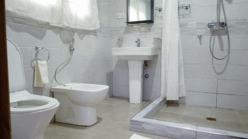 royal_suite_toilet